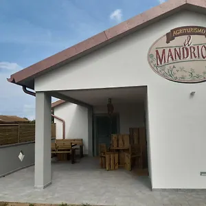 Il Mandriolo Alloggio per agriturismo